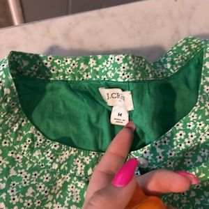 Green and white flower crew dress